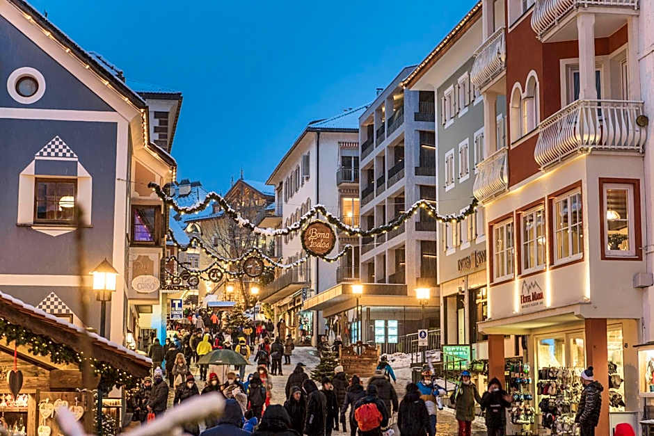 Aquila Dolomites Residence