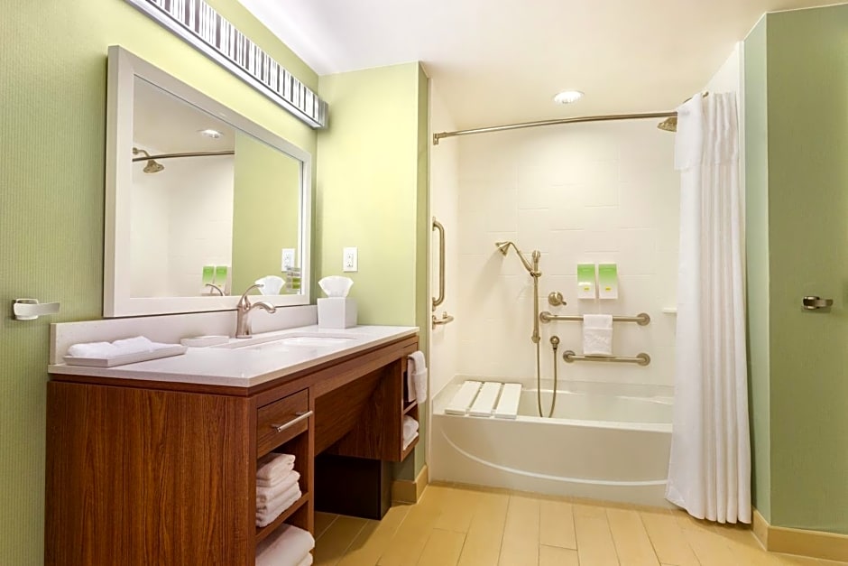 Home2 Suites by Hilton Fargo