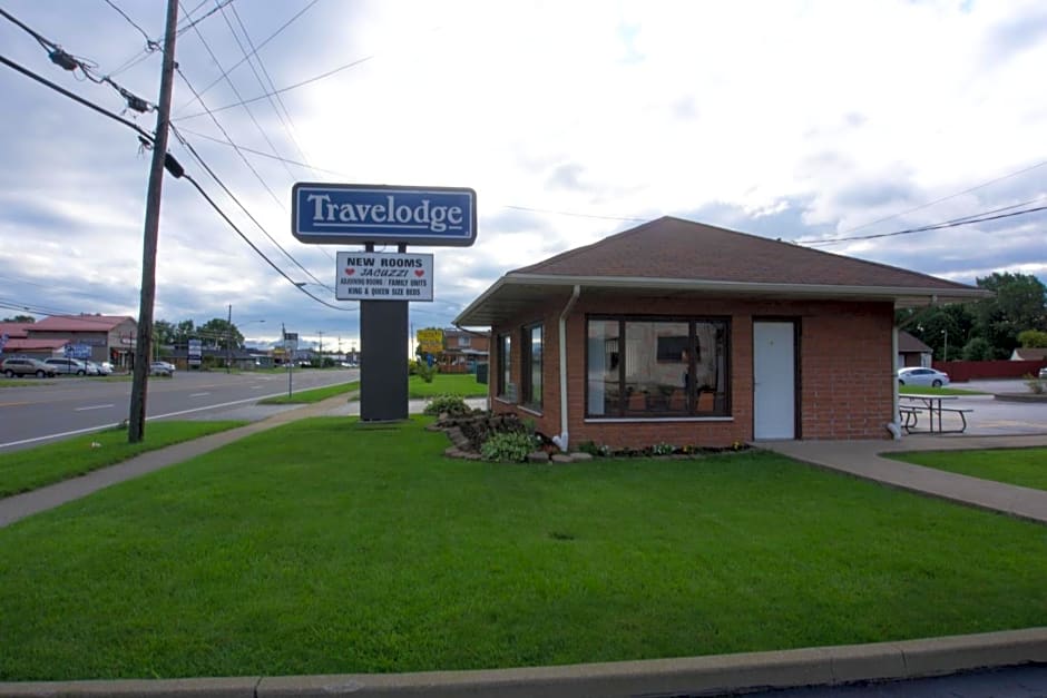 Travelodge by Wyndham Niagara Falls