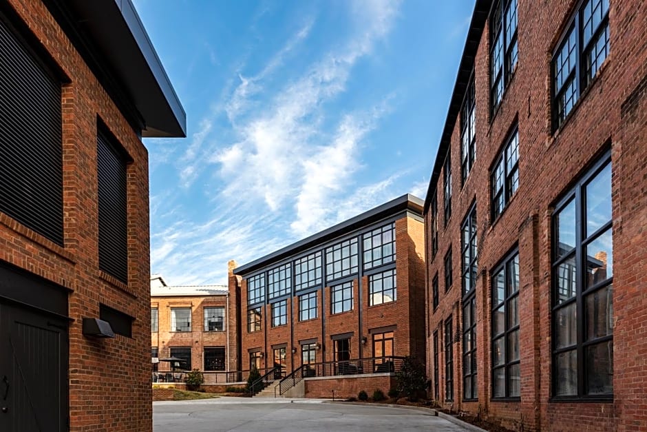 Foundry Hotel Asheville, Curio Collection By Hilton