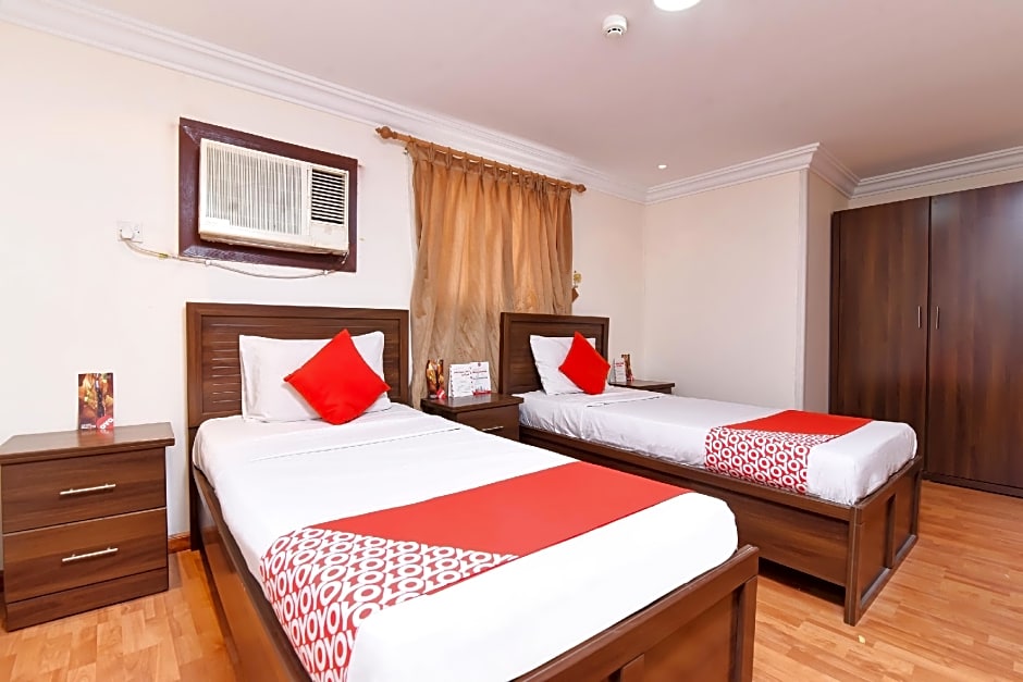 OYO 416 Bonais Hotel