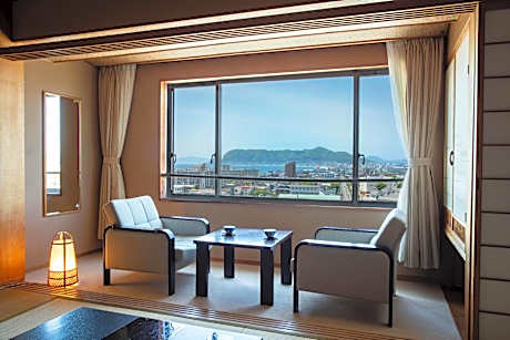 High Floor Mountain View Japanese Style Room for 5 People - Non-Smoking