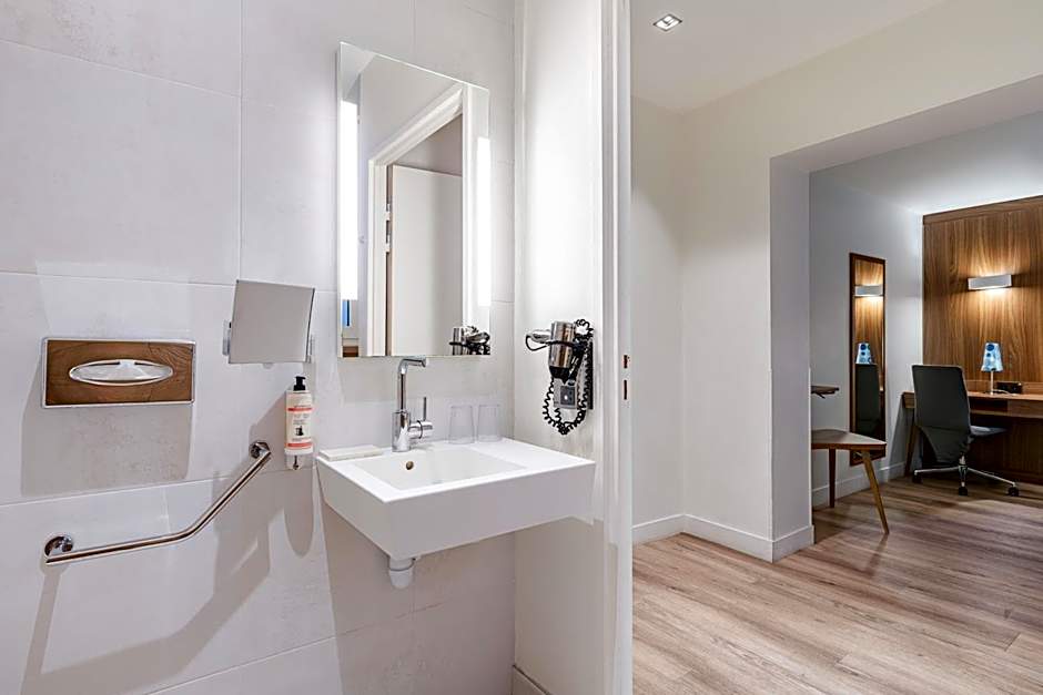Best Western Plus 61 Paris Nation Hotel