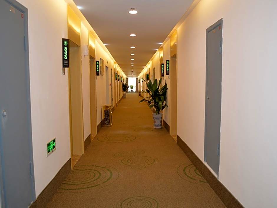 GreenTree Inn Huaian Xuyi Royal Garden Express Hotel