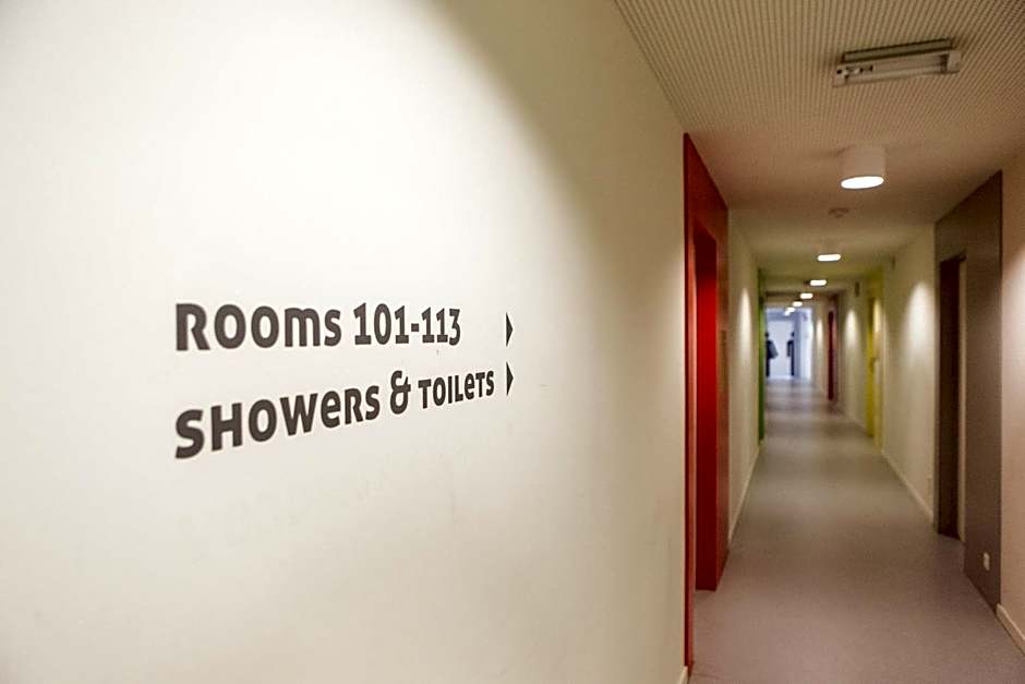 Snuffel Youth Hostel