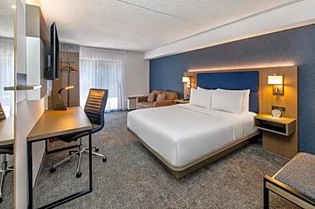 Business Queen Room with Sofa Bed
