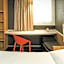 ibis Lorient