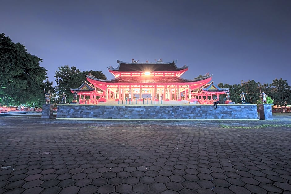 Urbanview Wisma Wirasatya Akpol Semarang by RedDoorz