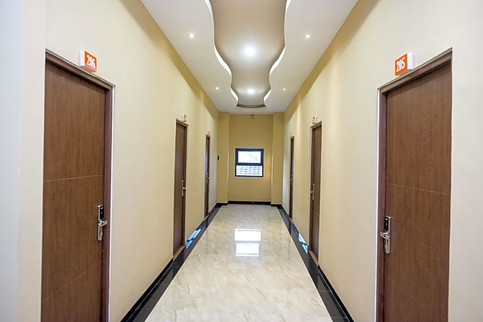 Sans Hotel City Park Medoho Semarang