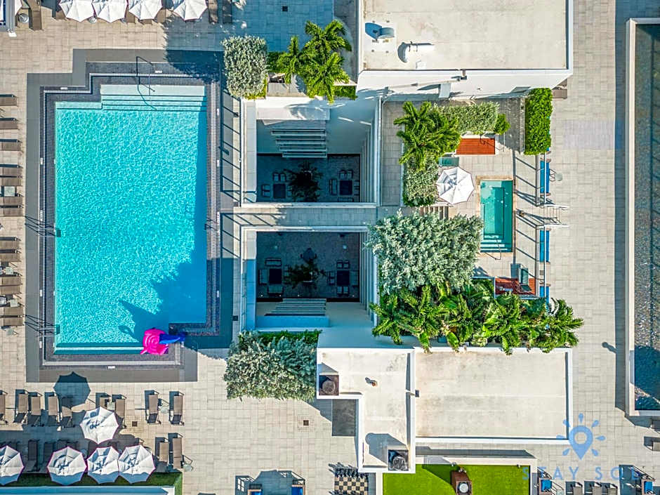 New Studio - Hollywood Beach Bliss for 2