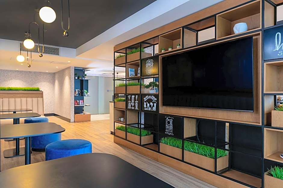 Radisson Blu Anchorage Hotel, Lagos VI