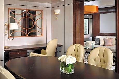 Ambassador King Suite with Pool View and Balcony