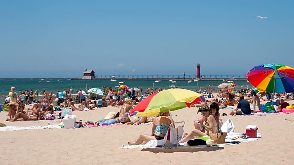 Holiday Inn Grand Haven-Spring Lake, an IHG Hotel