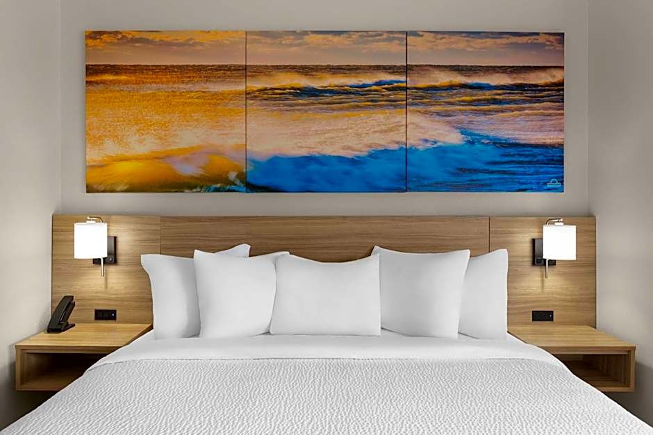 Days Inn by Wyndham McDonough