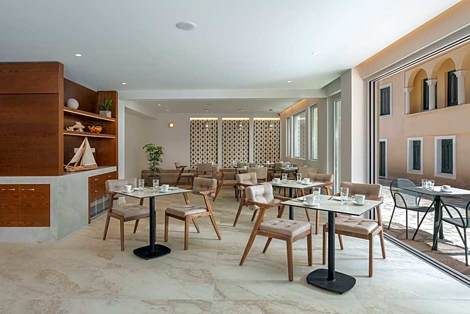Preveza City Comfort Hotel