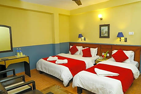 Deluxe Family Room with Balcony