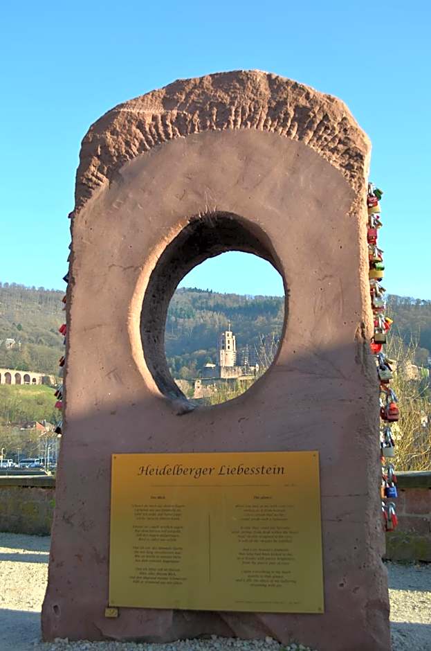 Neu Heidelberg - Guesthouse & Apartments