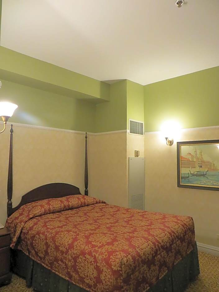 Carleton Of Oak Park