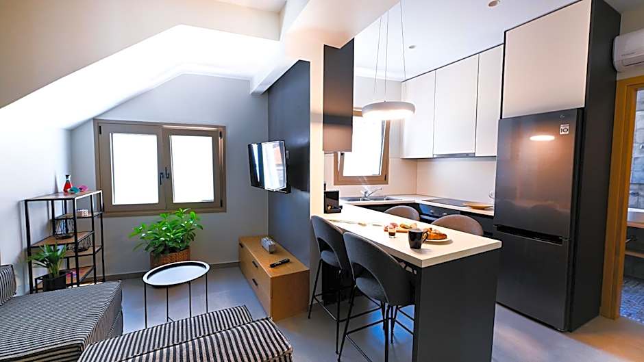 Eumorphia Studios & Apartments