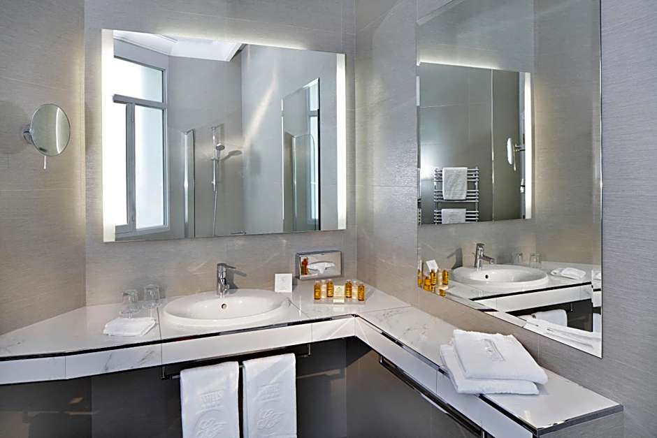 Chateau Frontenac Hotel