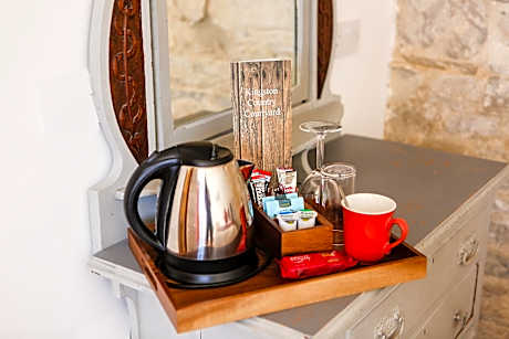 Single - Private Bathroom