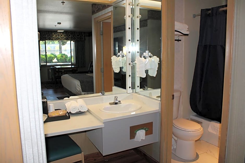 Americas Best Value Inn Phoenix Medford