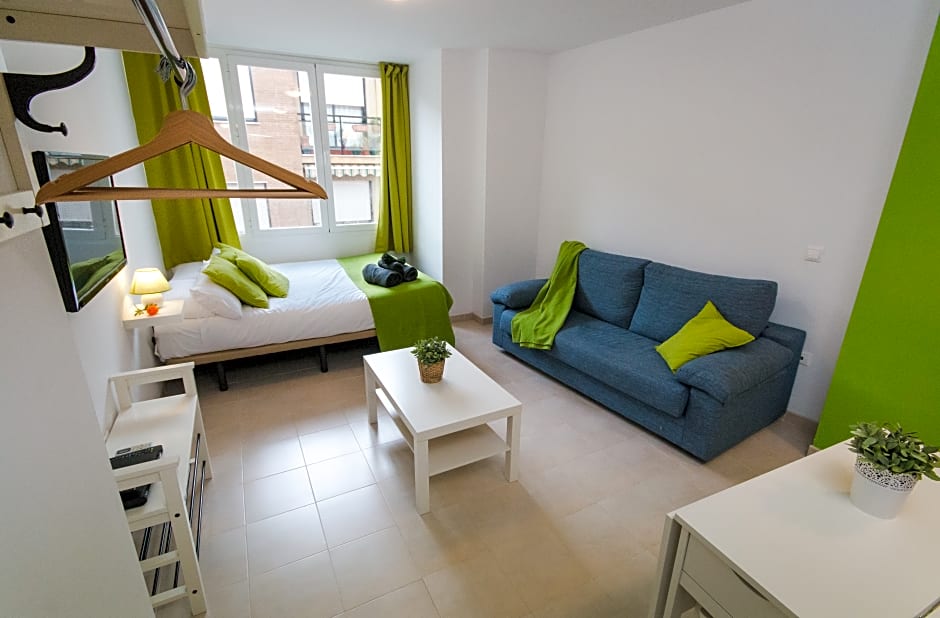 Holidays2Malaga Studios Mena