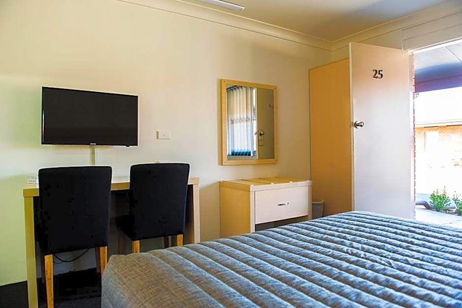 Cherry Blossom Motor Inn