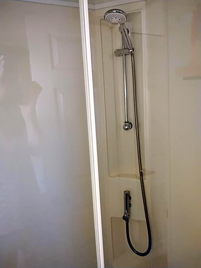 19 Laurel Close Highly recommended 6 berth holiday home with hot tub in prime location