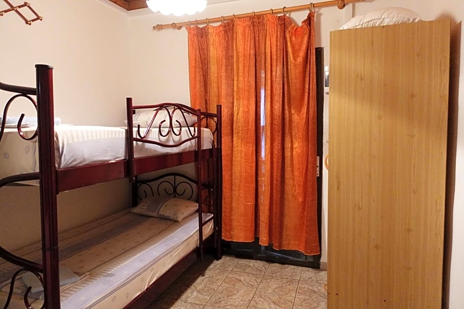 Camping Mitikas and Bungalows