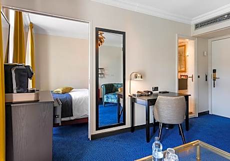 Junior Suite (2 Adults)