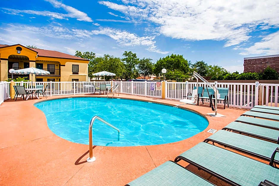 Howard Johnson by Wyndham Panama City
