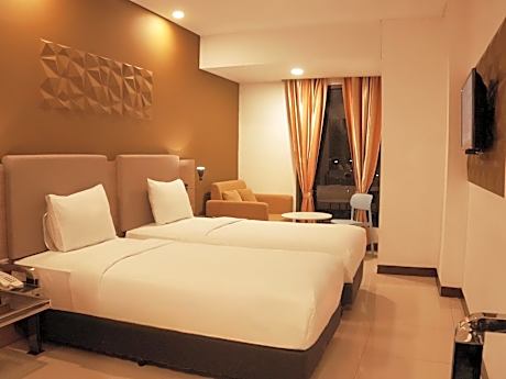 Premium Deluxe Double or Twin Room
