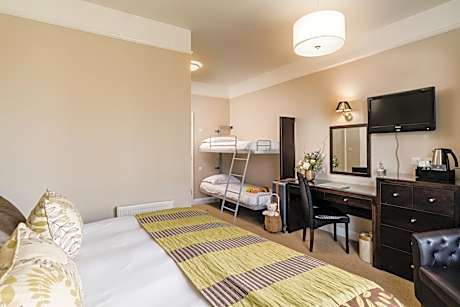 Four Poster or Family Room