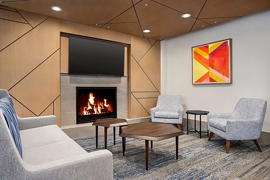 Holiday Inn Express Hotel & Suites Terre Haute By IHG