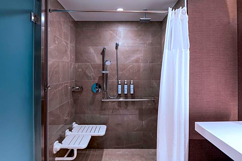AC Hotel by Marriott Waco Downtown