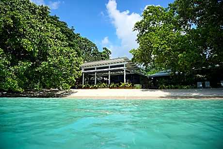 Barrier Beach Resort