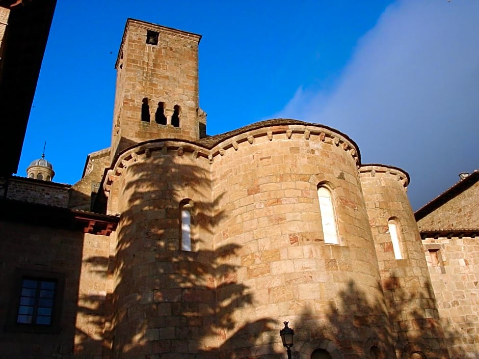 Hotel Monasterio de Leyre