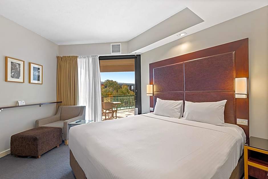 Amora Hotel Riverwalk