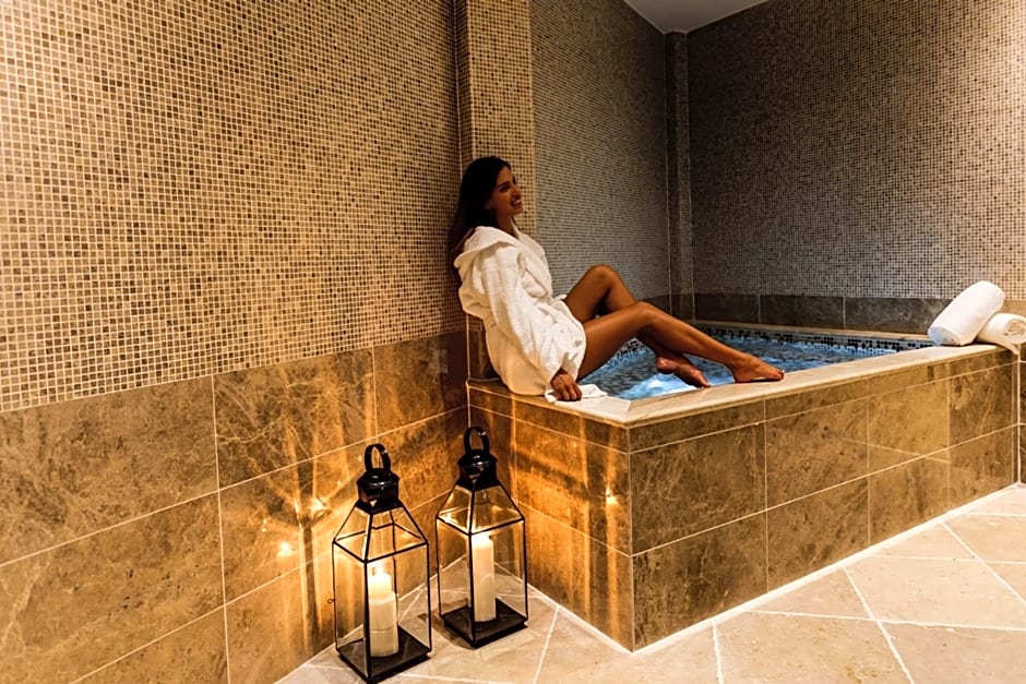 Adiya Signature Hotel ex Pietra