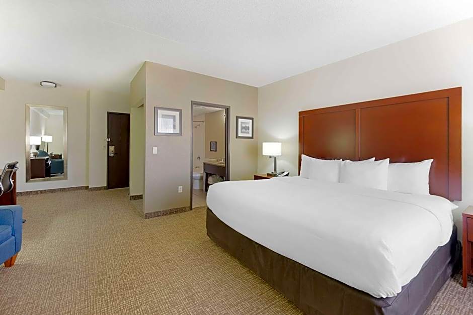 Comfort Inn & Suites