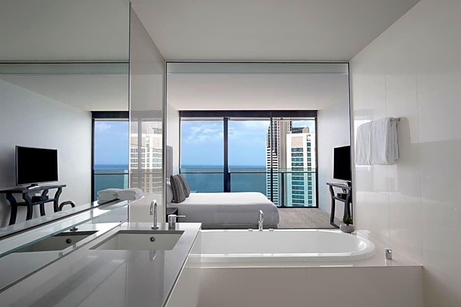 Mantra Circle on Cavill Surfers Paradise