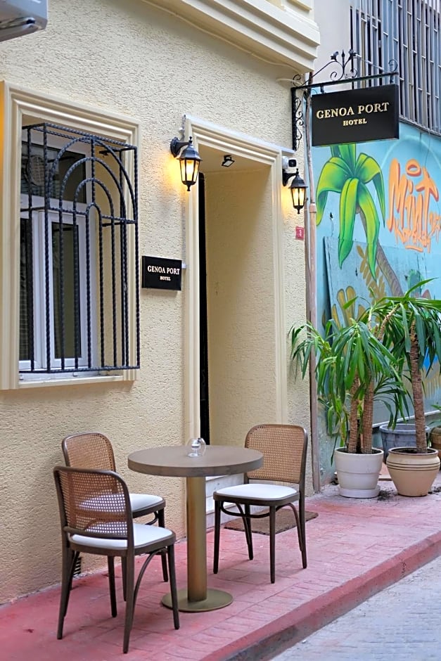 Genoa Port Hotel