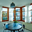 Deluxe Swan Stone Castle Apartment