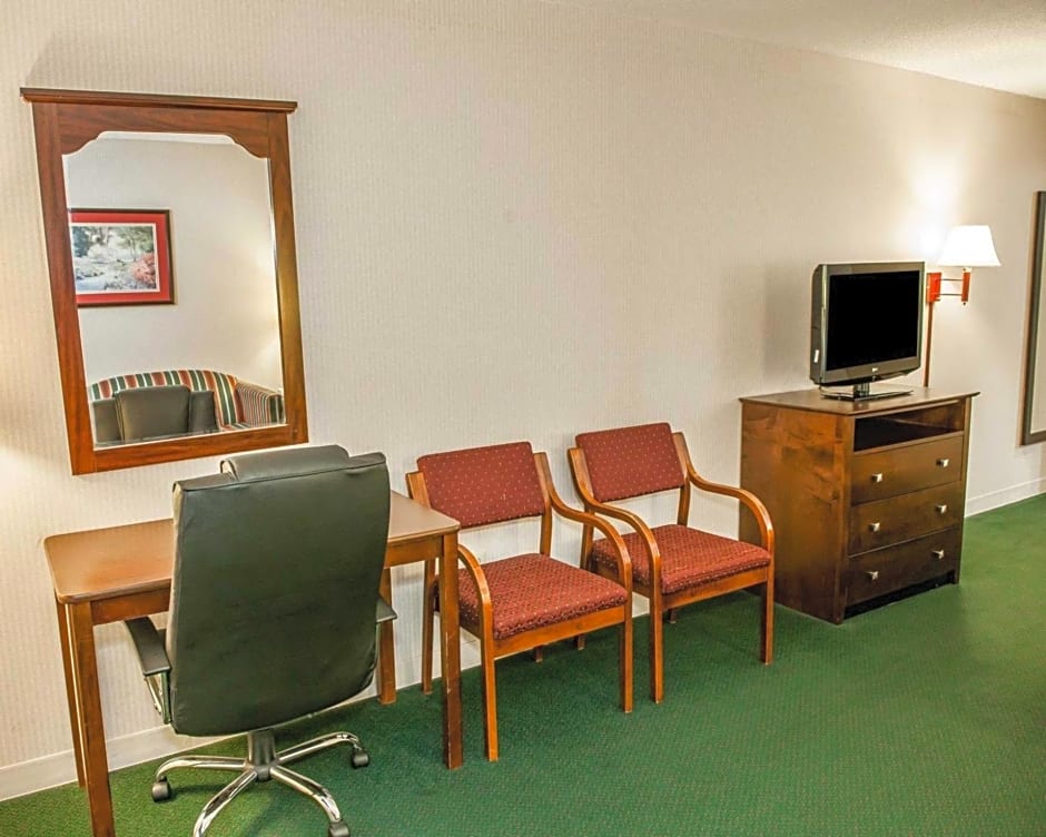 Quality Inn & Suites Lebanon I-65