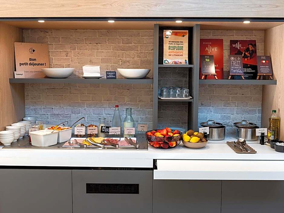 ibis Lyon Est Bron