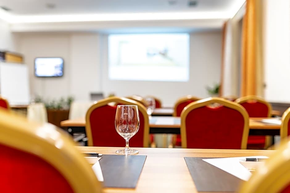 Hotel Baltaci Atrium