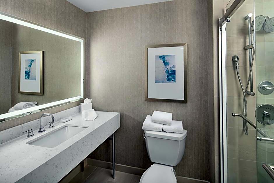 Hilton Boston Logan Airport