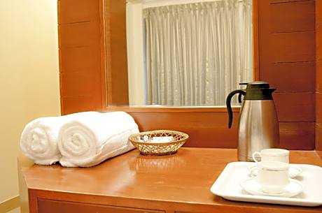 Deluxe Room AC