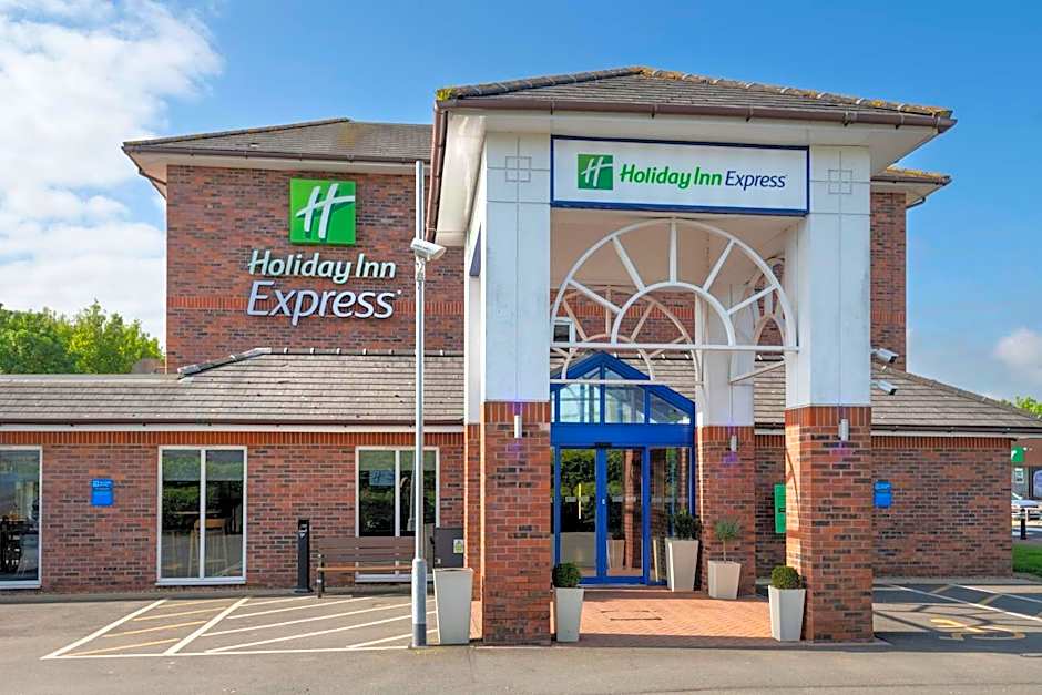 Holiday Inn Express Lichfield By IHG